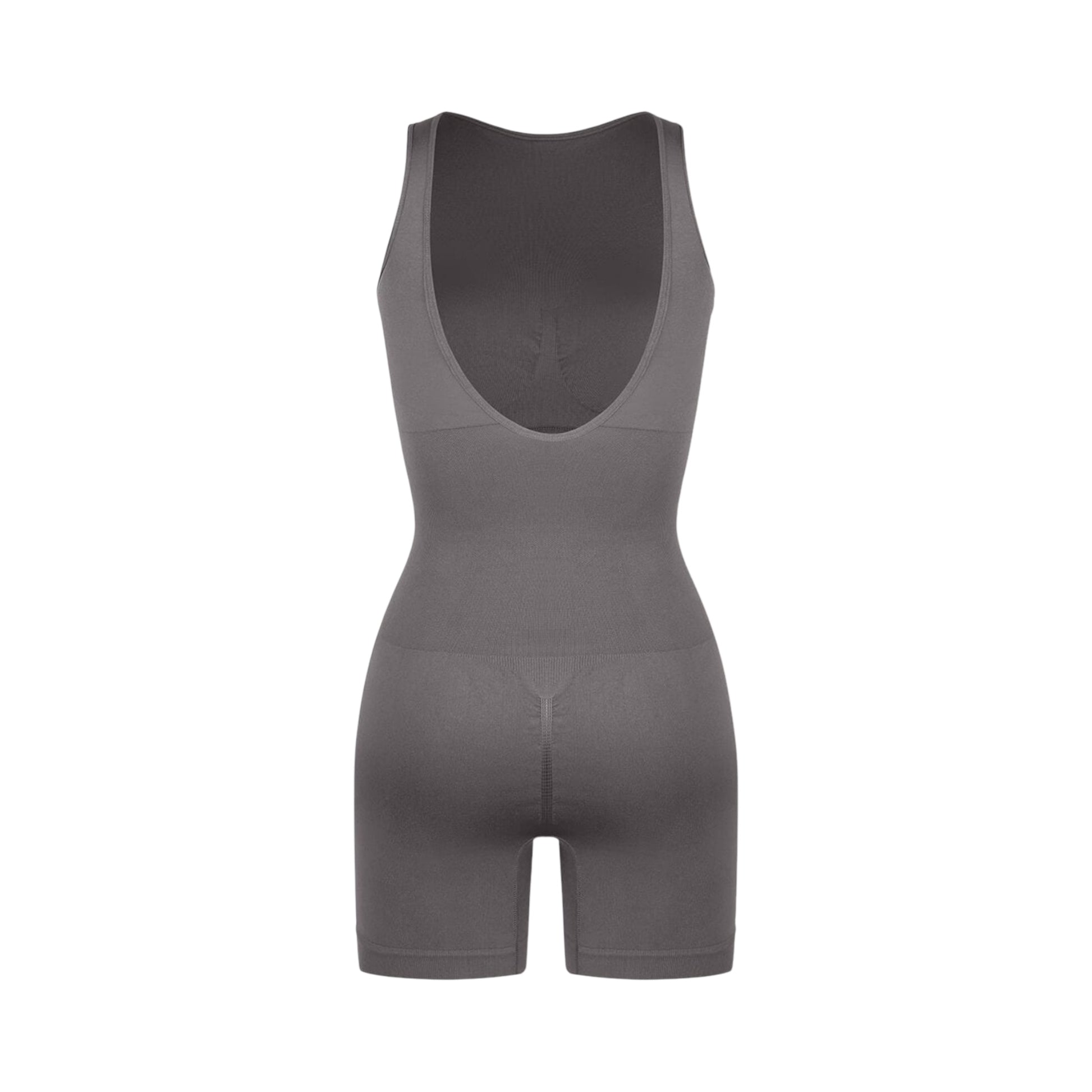 Combinaison short dos nu élégance et confort polyvalent - Spicy